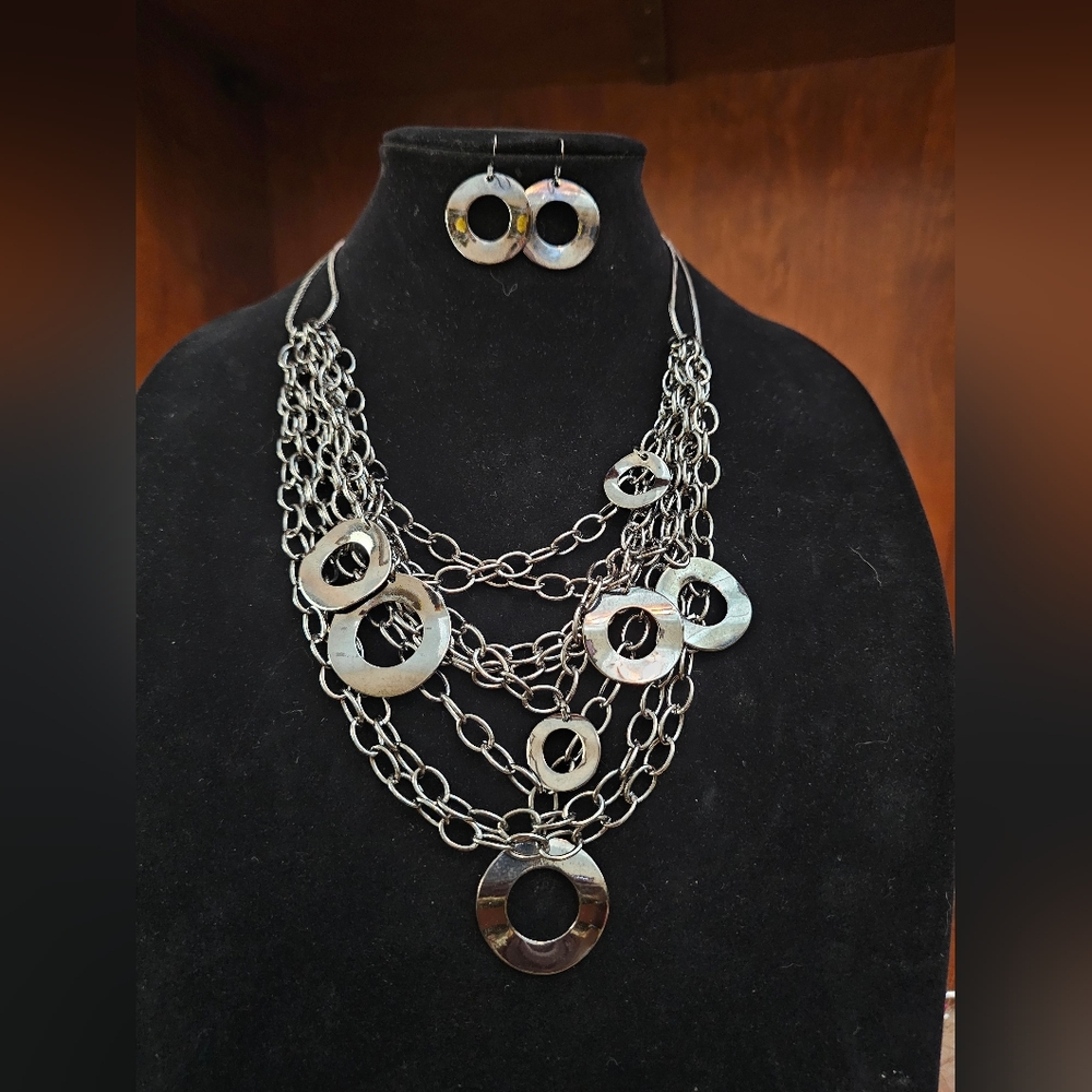 Gun Metal Layered Chain Necklace And Earring Set with Circular Elements